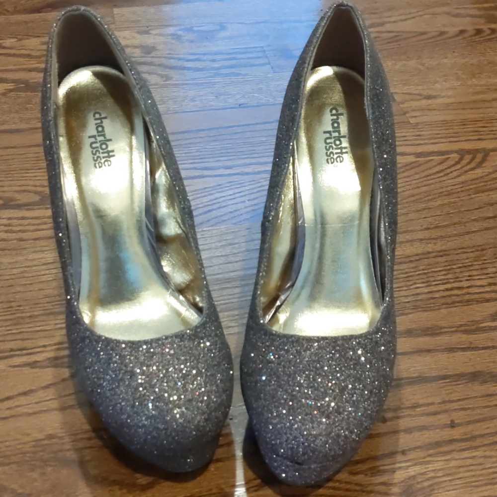 High heel shoes